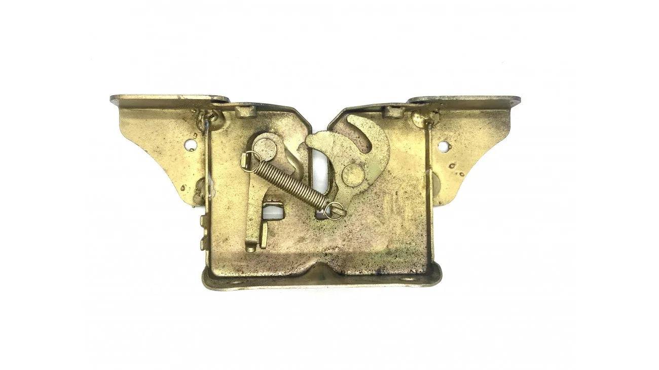 [7] BASE DE SERRURE DE SIÈGE (LARGE) RN8-5-3 (SCOOTTERRE OEM) - Image 2