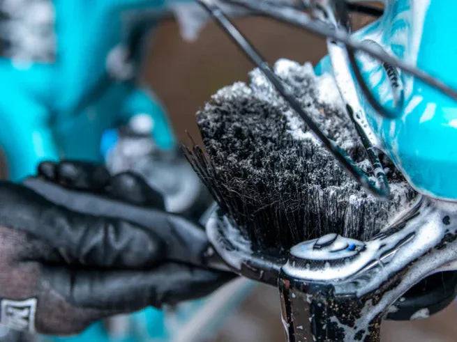 Muc-Off Soft Washing Brush - Image 3