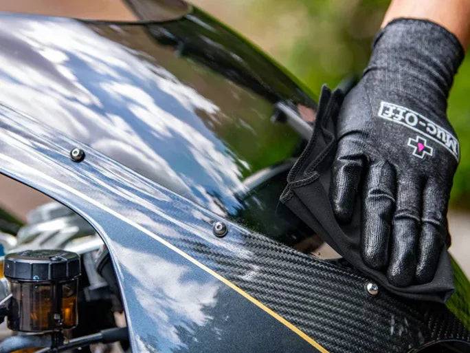 Muc-Off Premium Microfibre Detailing Cloth - Image 2